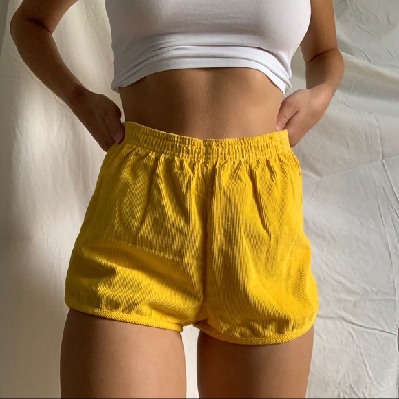 American apparel yellow curduroy shorts - Picture 4 of 5